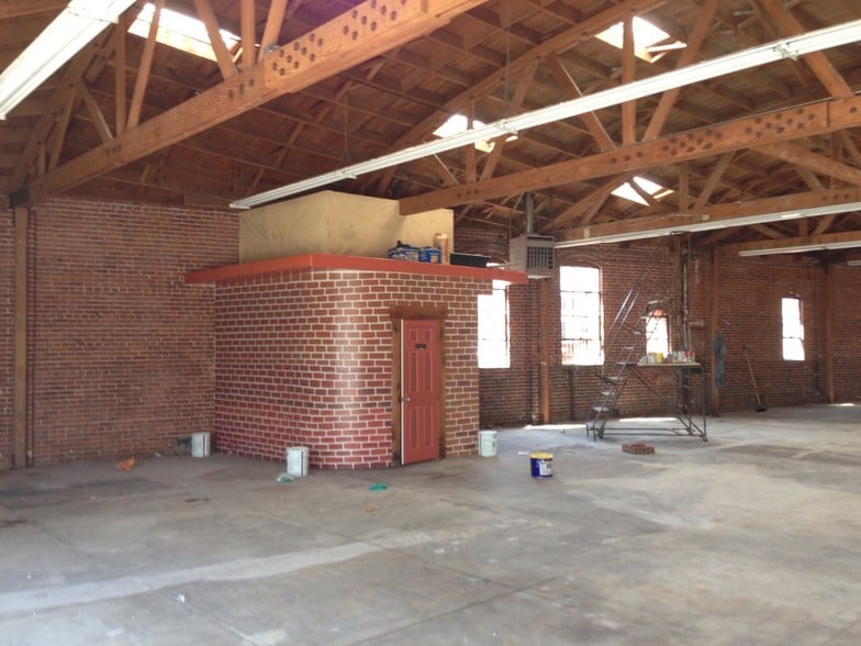 1163-1169 S Robertson Blvd, Los Angeles, CA for lease - Building Photo - Image 3 of 29