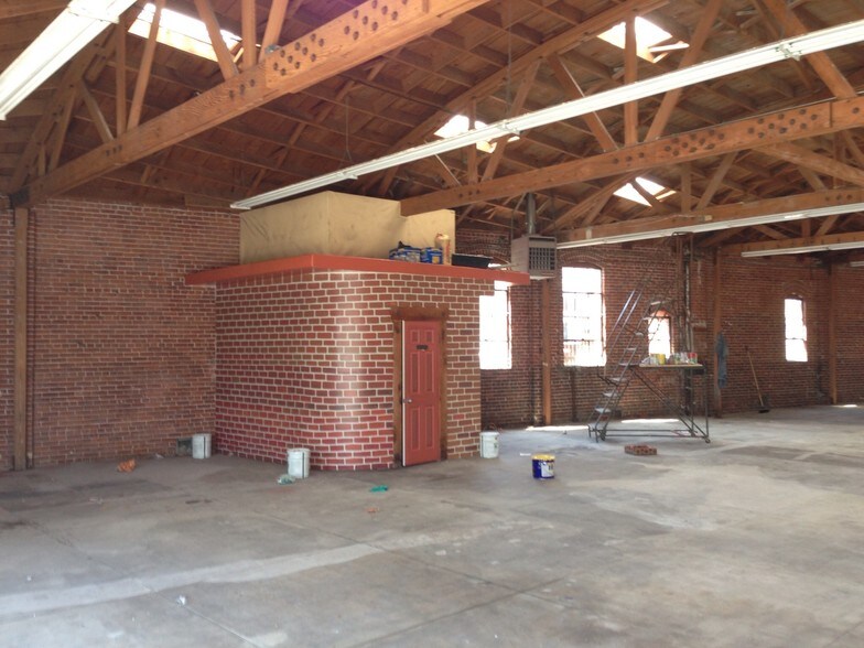 1163-1169 S Robertson Blvd, Los Angeles, CA à louer - Photo du bâtiment - Image 3 de 29