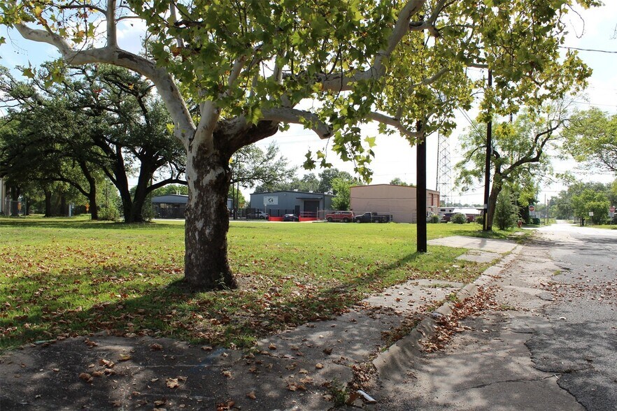 106 W Pitts Ave, Pasadena, TX for sale - Other - Image 2 of 10