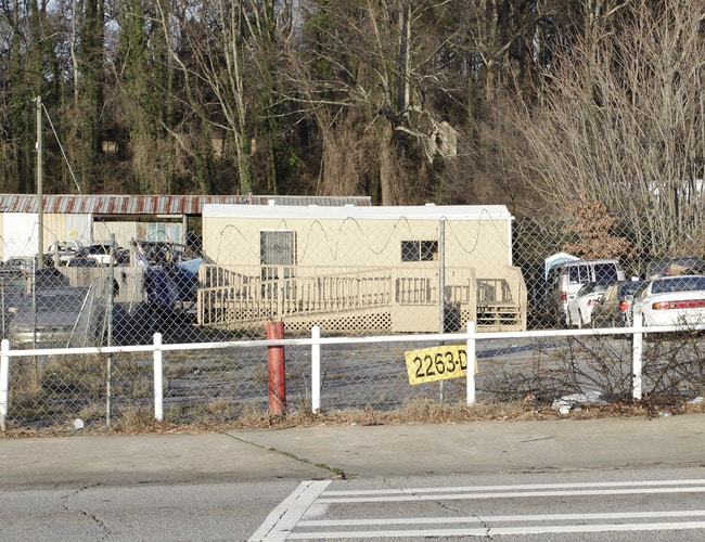 Plus de détails pour 2263 SW Metropolitan Pky, Atlanta, GA - Commerce de détail à louer