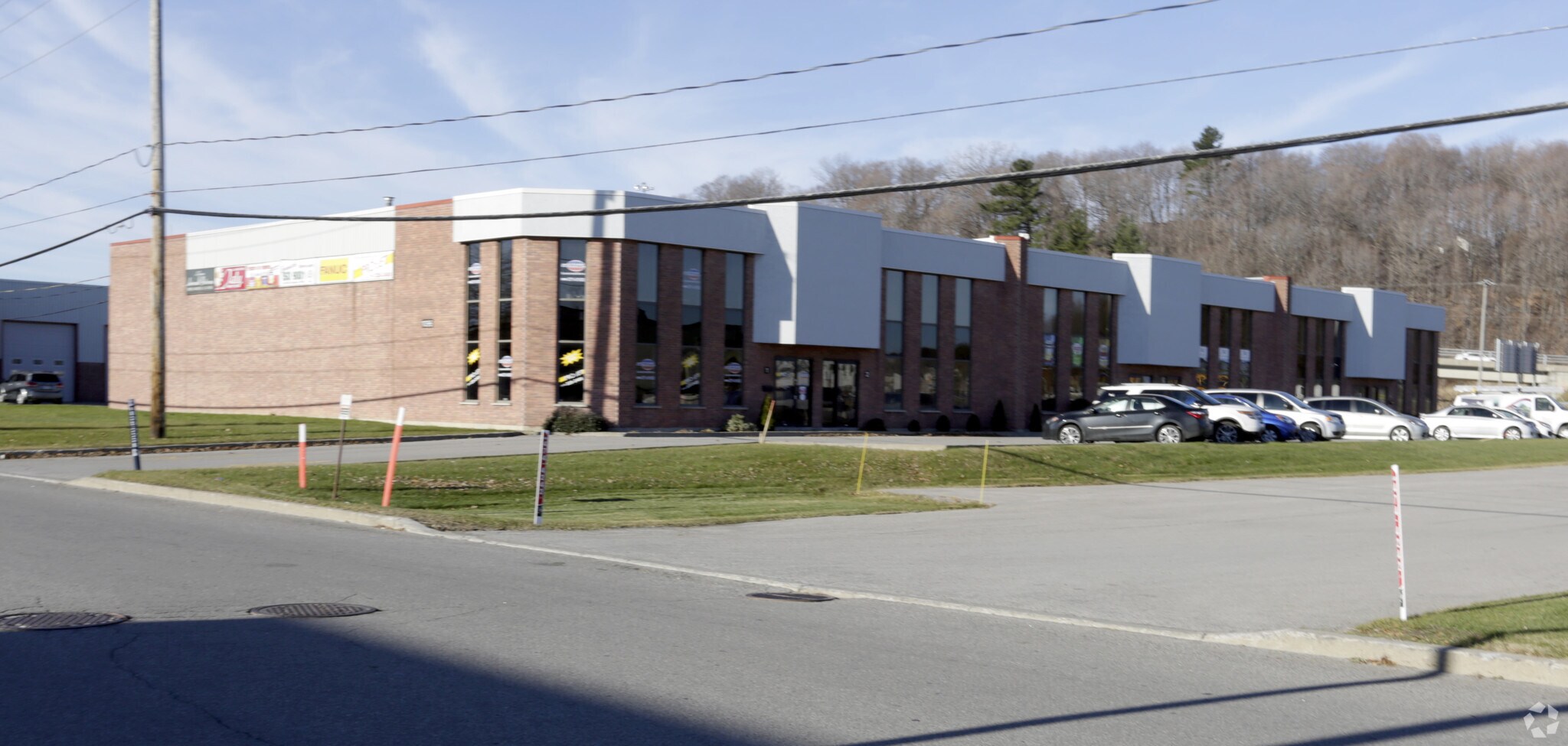1096 Rue Lévis, Terrebonne, QC for sale Primary Photo- Image 1 of 1