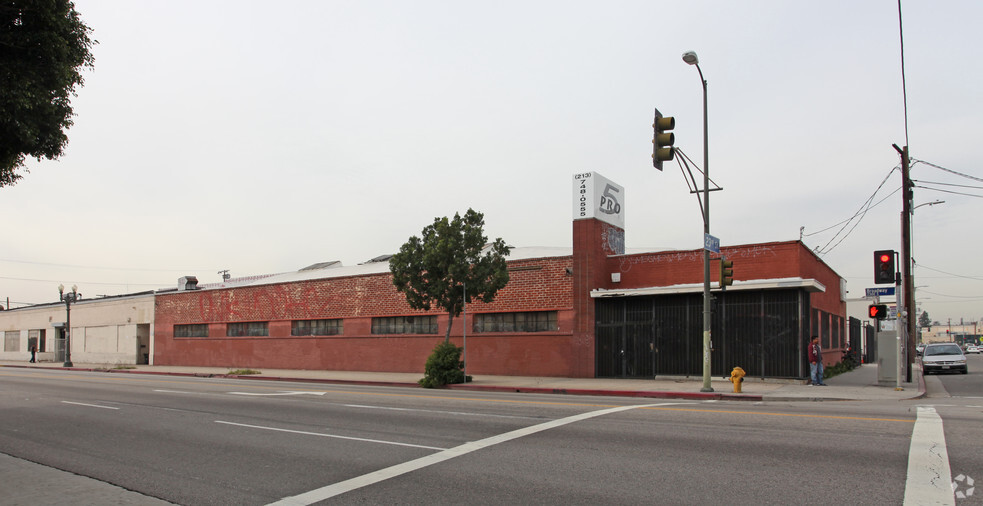 2301 S Broadway, Los Angeles, CA à vendre - Photo du bâtiment - Image 1 de 1