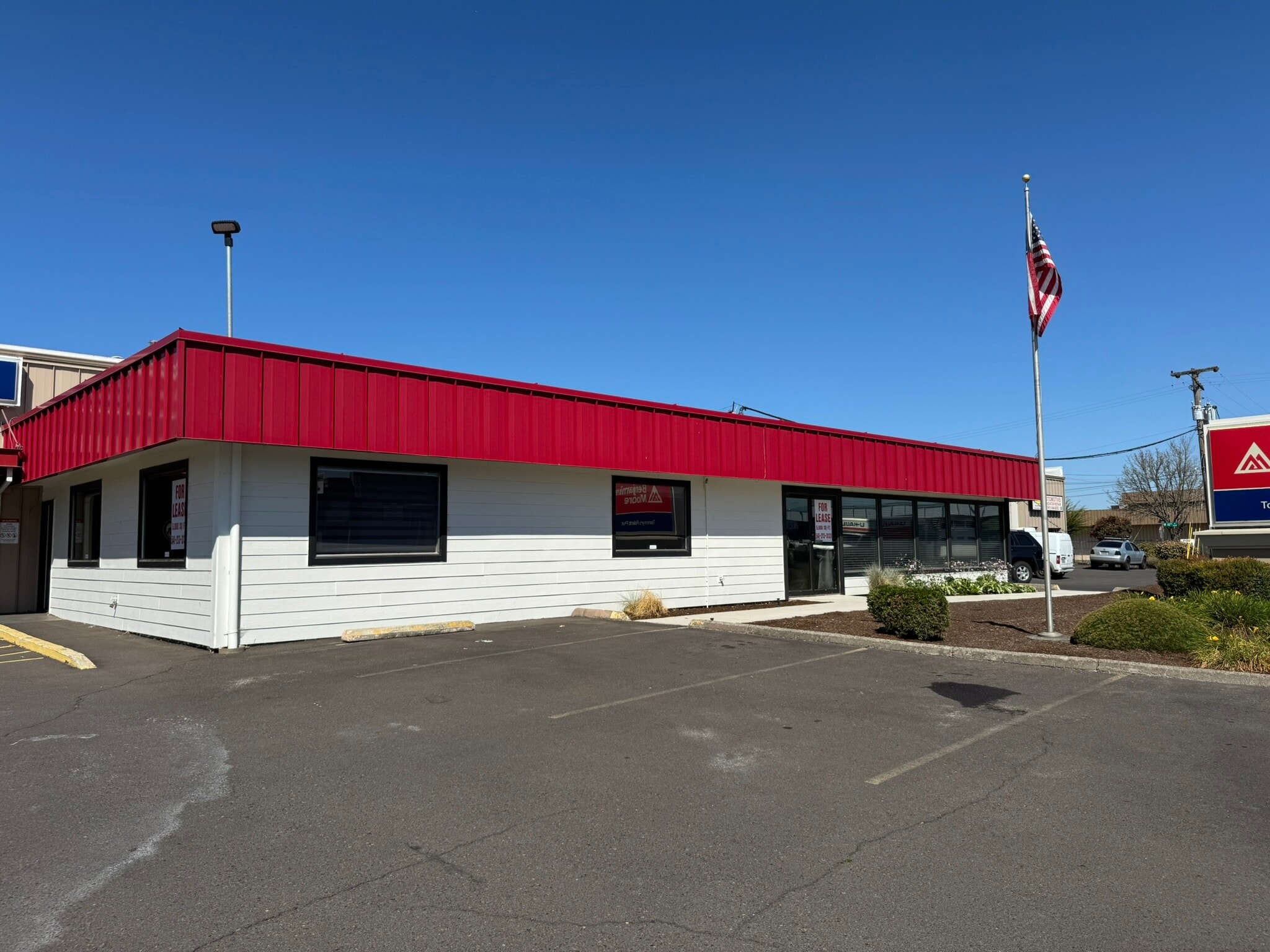 1000 Conger St, Eugene, OR for lease Interior Photo- Image 1 of 10