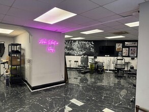 64-66 London Rd, Hemel Hempstead for lease Interior Photo- Image 1 of 5