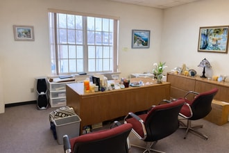 47 Raritan Ave, Highland Park, NJ for lease Interior Photo- Image 2 of 4