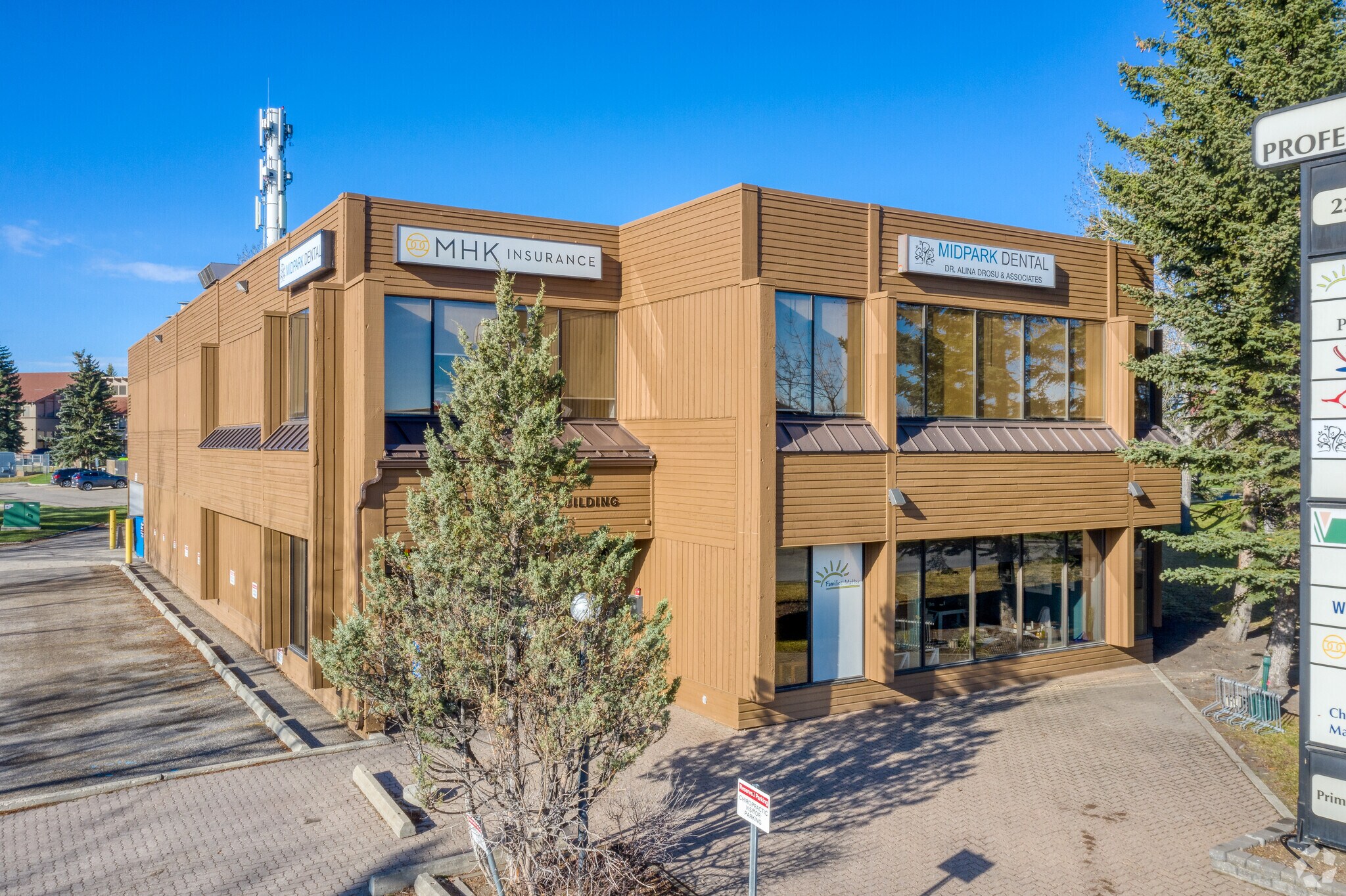 239 Midpark Way SE, Calgary, AB for sale Primary Photo- Image 1 of 1