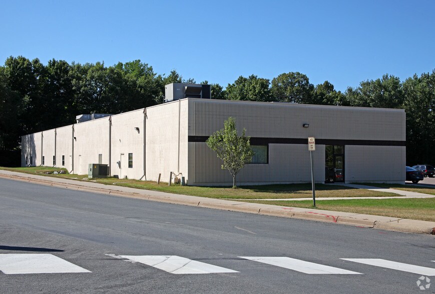 4540 Tower St SE, Prior Lake, MN à vendre - Photo principale - Image 2 de 20