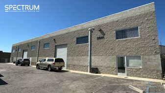 High-Image Industrial Facility | 20' Clear - Warehouse