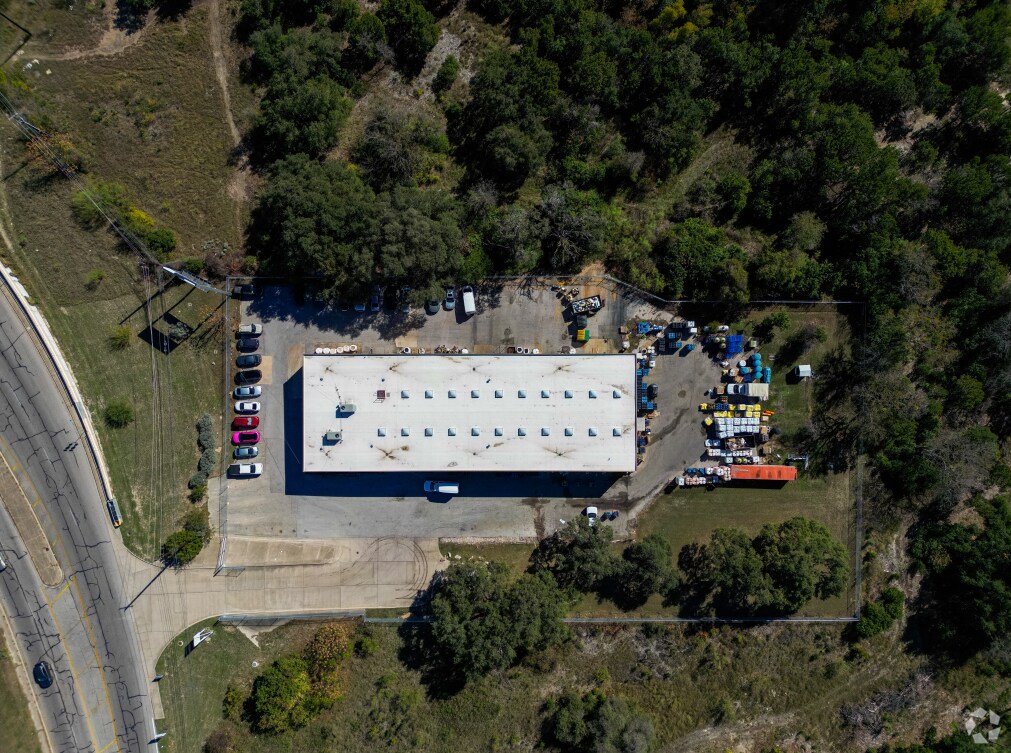 505 Yager Ln W, Austin, TX à louer Photo principale- Image 1 de 14