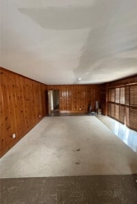 1586 Skylyn Dr, Spartanburg, SC for lease - Interior Photo - Image 2 of 4