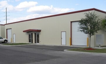 3611 E 10th Ave, Tampa, FL à louer Photo du bâtiment- Image 1 de 1