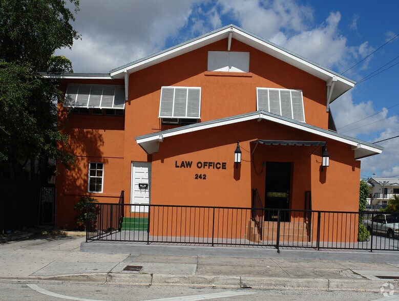 242 NW 12th Ave, Miami, FL à vendre - Photo du bâtiment - Image 3 de 4