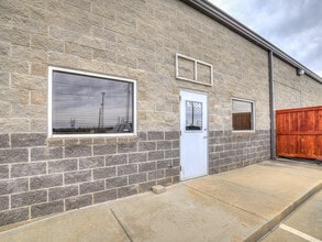 7308 NW 164th St, Edmond, OK for lease Interior Photo- Image 2 of 17
