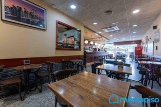 Retail in Viladecans, Barcelona for lease Interior Photo- Image 2 of 9