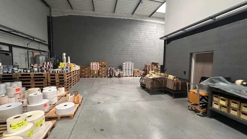 Flex in Chassieu for lease - Interior Photo - Image 2 of 10