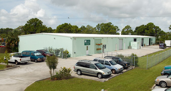 618 Washburn Rd, Melbourne FL - Entrepôt