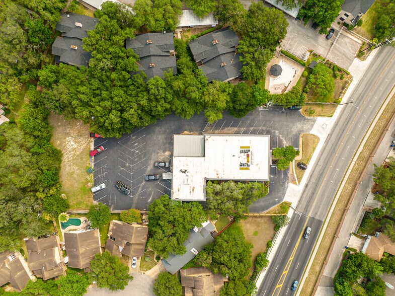 975 W Bitters Rd, San Antonio, TX à vendre - Photo du bâtiment - Image 2 de 12