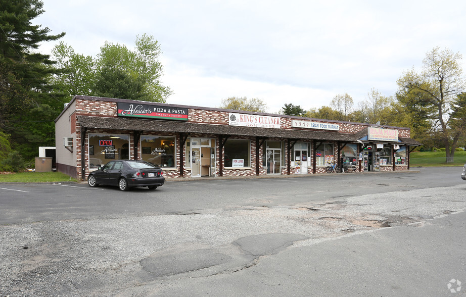 280-286 Southampton Rd, Westfield, MA for lease - Primary Photo - Image 1 of 1