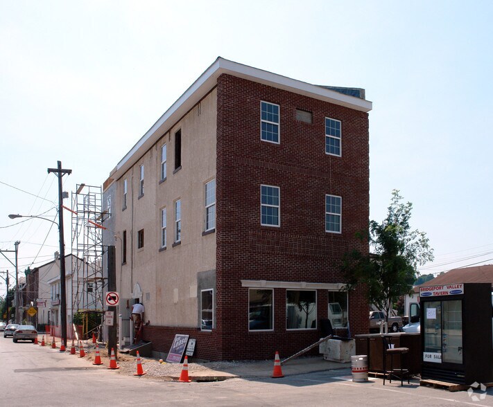 201 Dekalb St, Bridgeport, PA à louer - Photo du bâtiment - Image 2 de 4