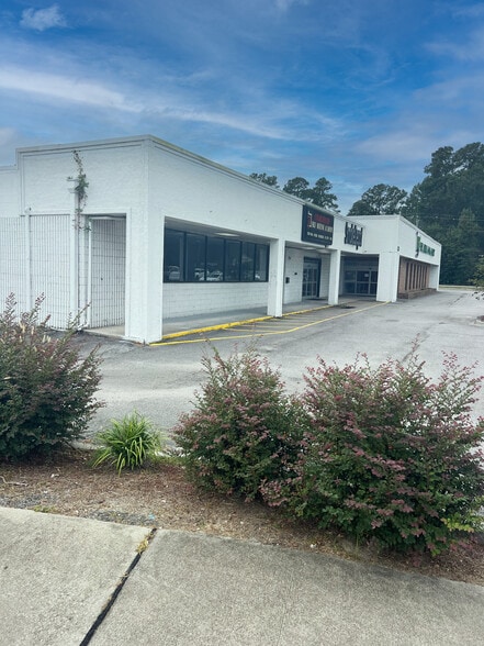 428 Red Bank Rd, Goose Creek, SC à louer - Photo du bâtiment - Image 2 de 16