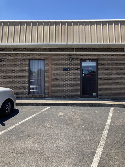 1400 Fort Campbell Blvd, Clarksville, TN for lease - Building Photo - Image 2 of 8