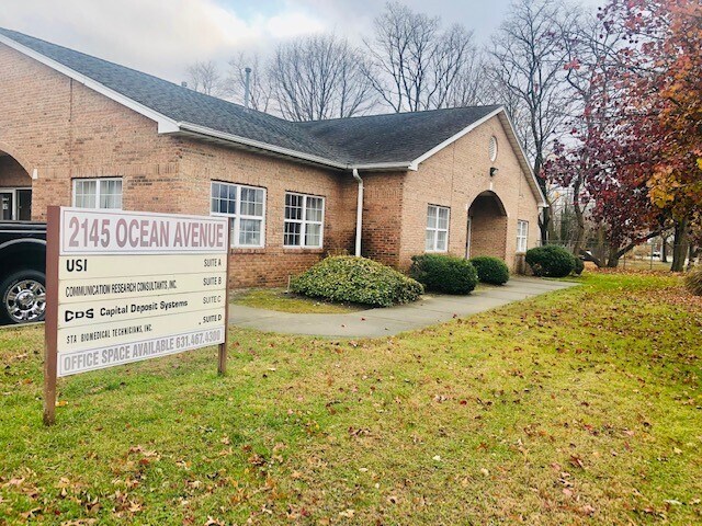 2145 Ocean Ave, Ronkonkoma, NY for lease - Primary Photo - Image 1 of 10