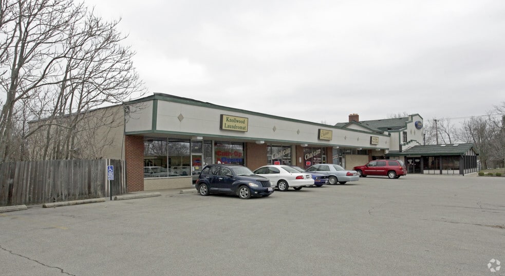 4080 Dayton-Xenia Rd, Dayton, OH for lease - Building Photo - Image 1 of 2