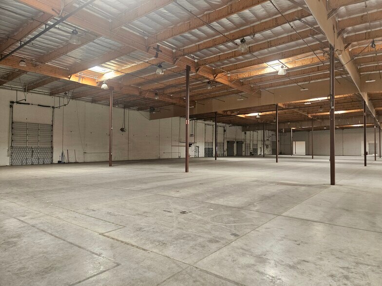 1251 Tinker Rd, Rocklin, CA à louer - Photo du bâtiment - Image 3 de 21