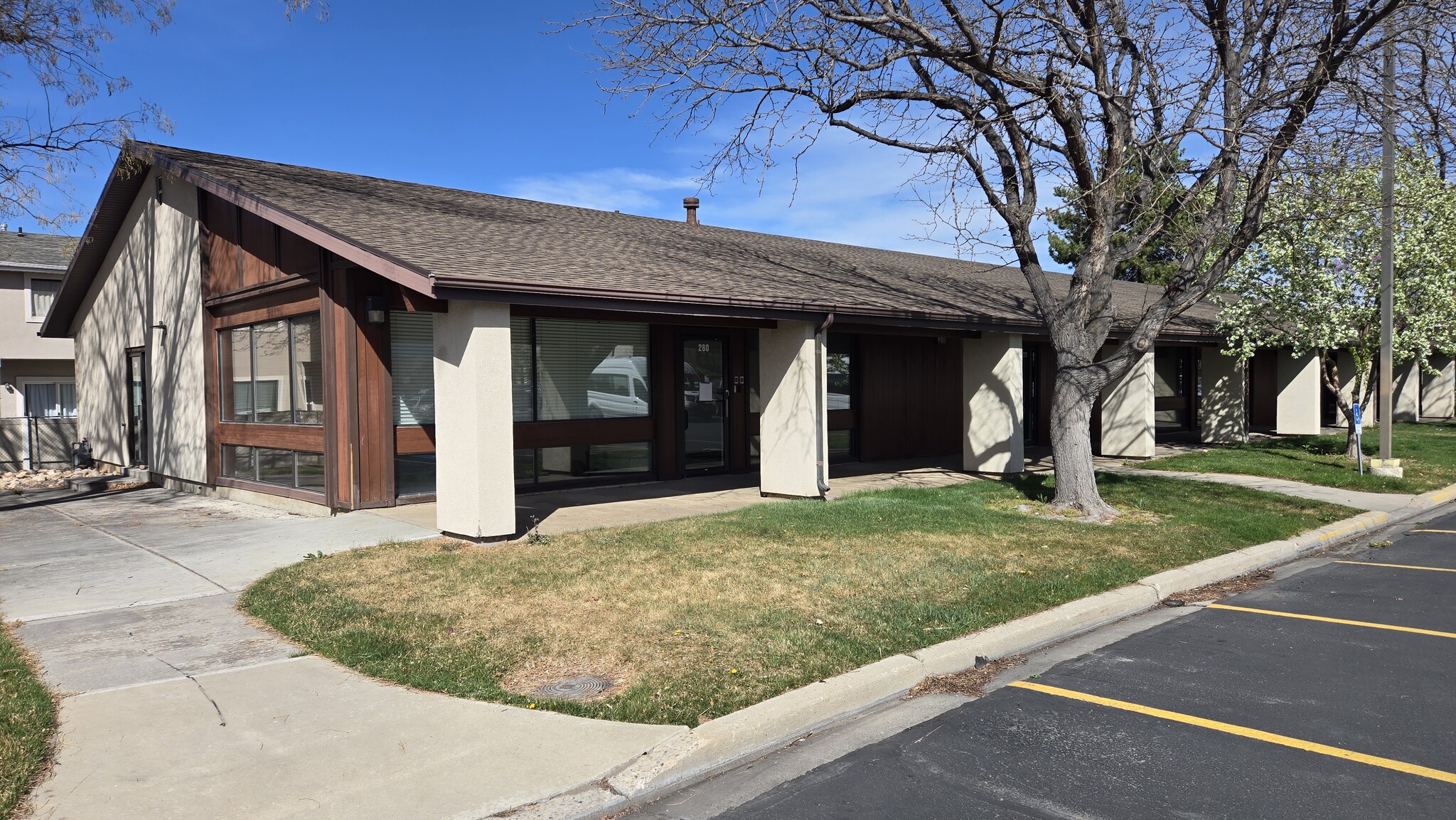 250-258 W Center St, Orem, UT for lease Primary Photo- Image 1 of 3