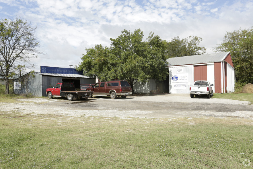 760 E Quinlan Pky, Quinlan, TX à vendre - Photo principale - Image 1 de 1