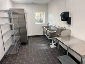 4260 E Ponce De Leon Ave, Clarkston, GA à louer Photo intérieure- Image 1 de 1