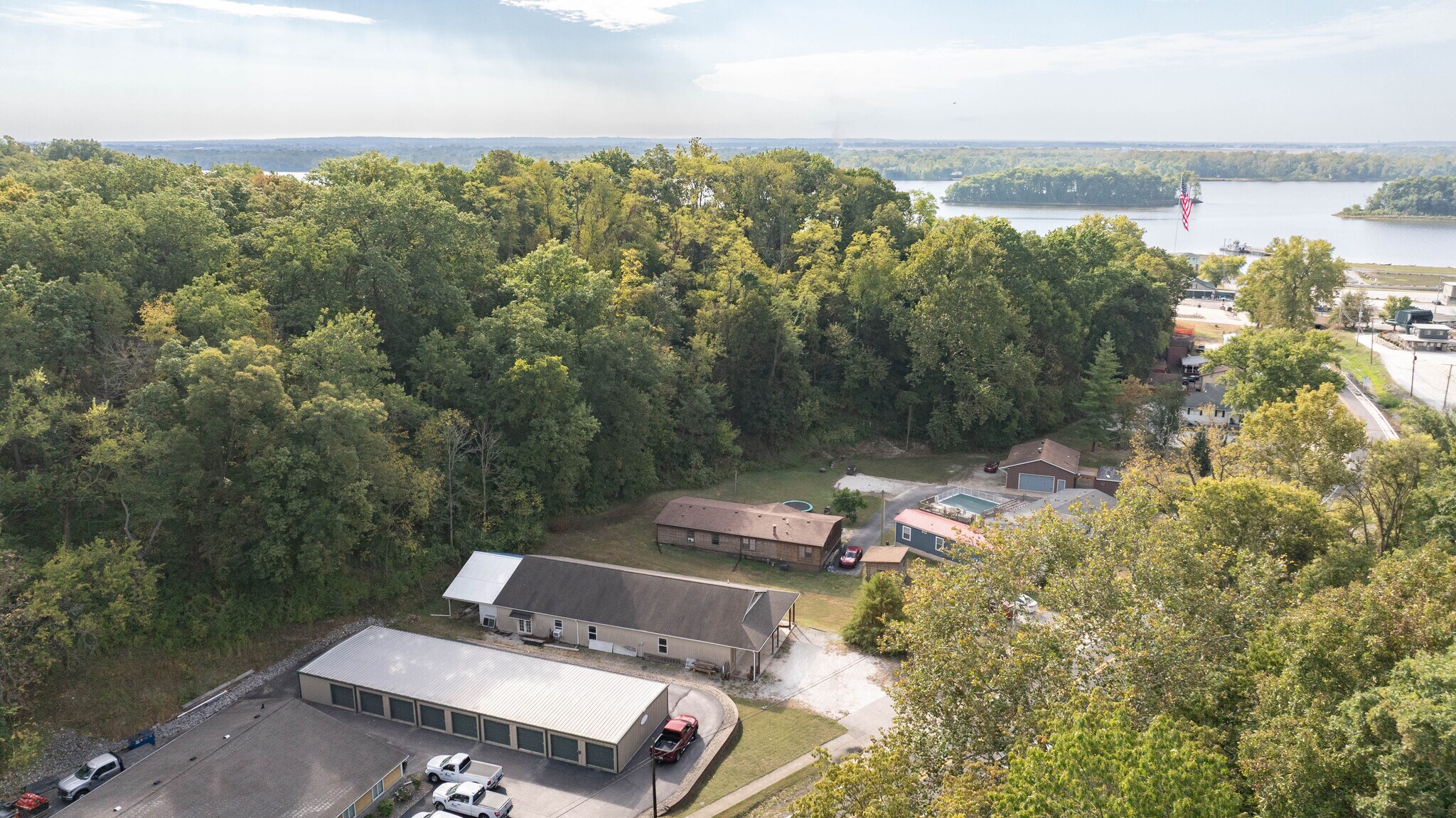 309 N Market St, Grafton, IL for sale Primary Photo- Image 1 of 24