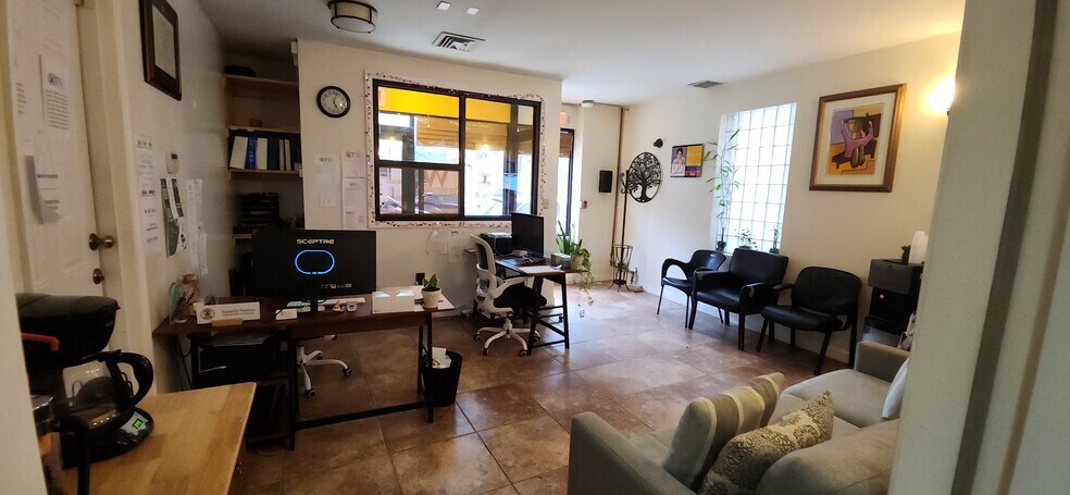 516 51st St, West New York, NJ à louer - Photo du bâtiment - Image 2 de 15