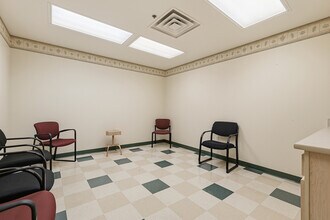 7640 Sylvania Ave, Sylvania, OH for lease Interior Photo- Image 2 of 12