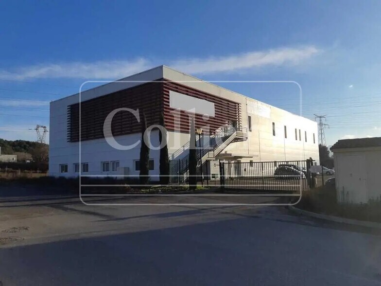 Office in Gardanne for lease - Building Photo - Image 1 of 15