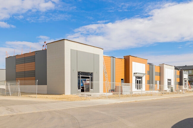 More details for 110 Corner Meadows Manor NE, Calgary, AB - Retail for Lease