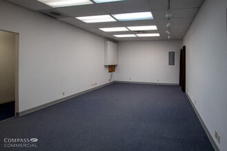 20340-20370 Empire Ave, Bend, OR à louer Photo intérieure- Image 2 de 6