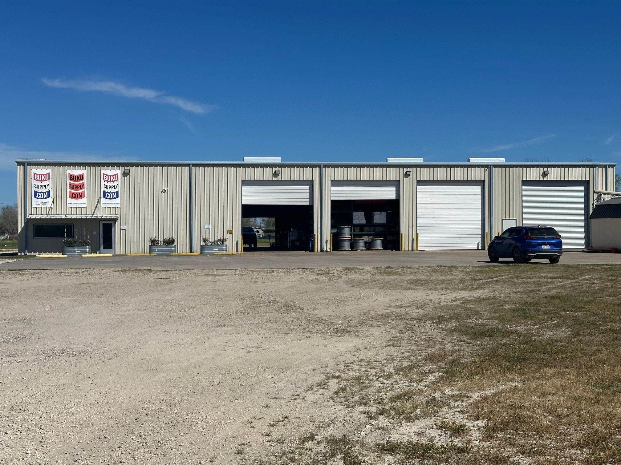 19391 Highway 35, Alvin, TX for sale Primary Photo- Image 1 of 13