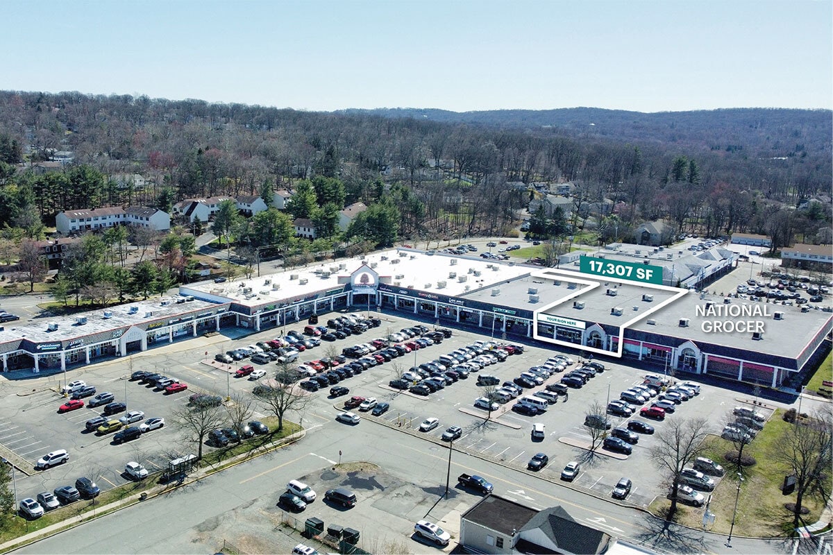 350 Ramapo Valley Rd, Oakland, NJ for lease Primary Photo- Image 1 of 7