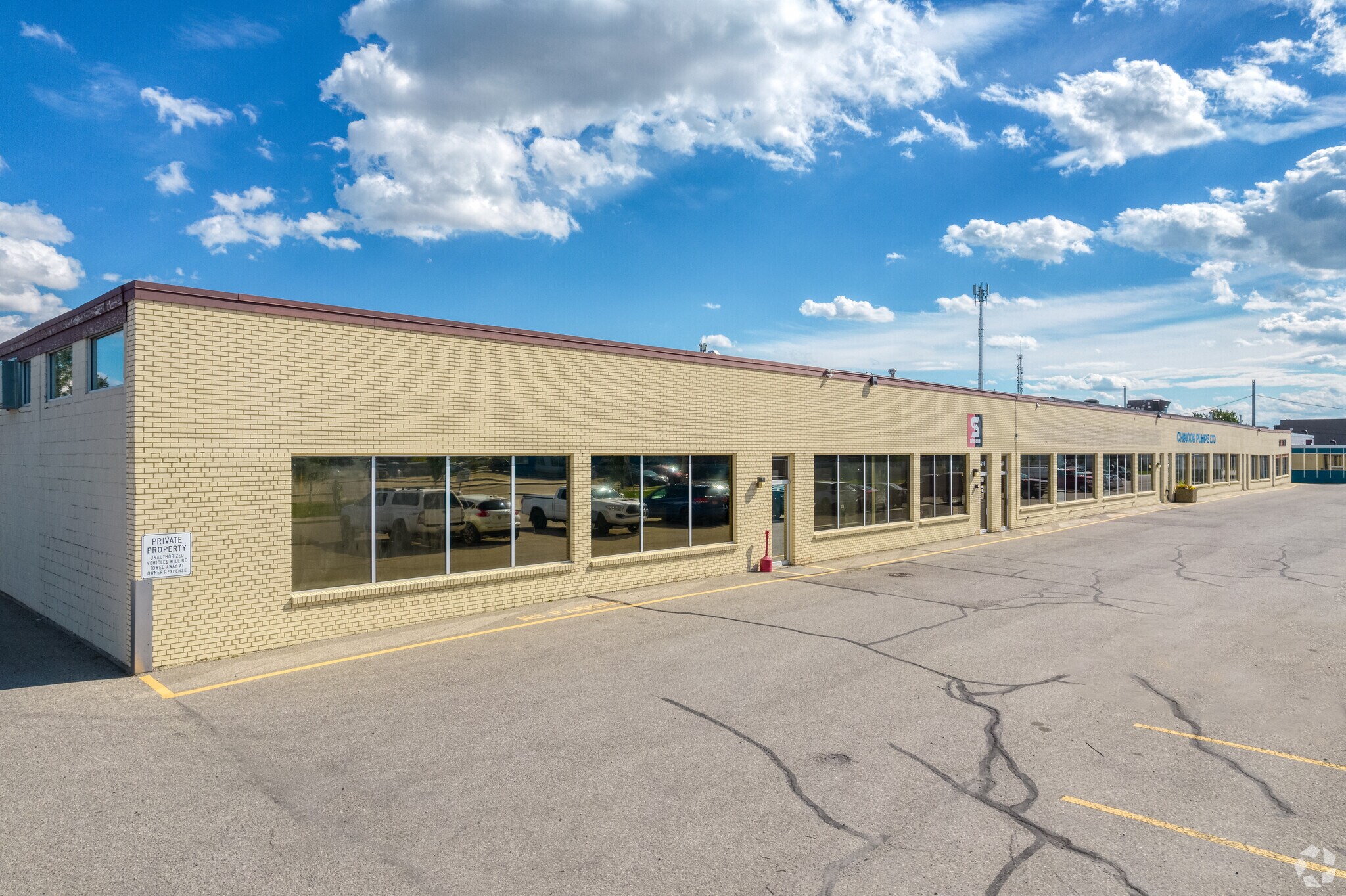 3820-3830 7th St SE, Calgary, AB à vendre Photo principale- Image 1 de 1