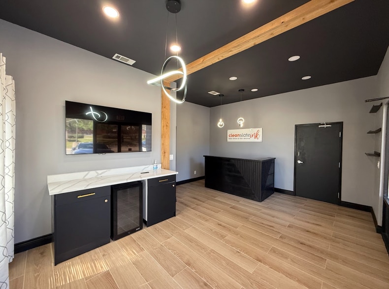 5815 William Cannon Dr W, Austin, TX à louer - Photo intérieure - Image 3 de 8