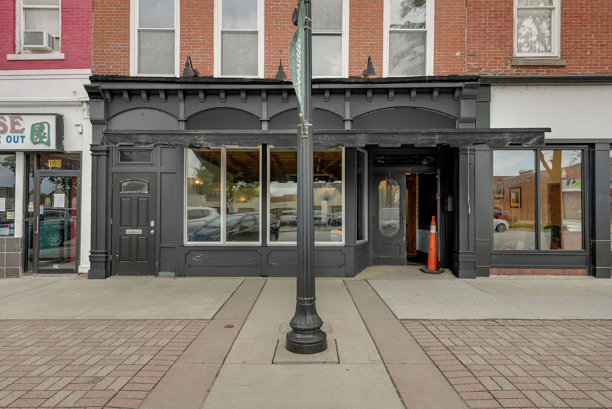 154 Main St, Painesville, OH à louer Photo principale- Image 1 de 13