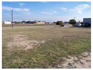 Plus de détails pour 1110 Finfeather Rd, Bryan, TX - Terrain à vendre