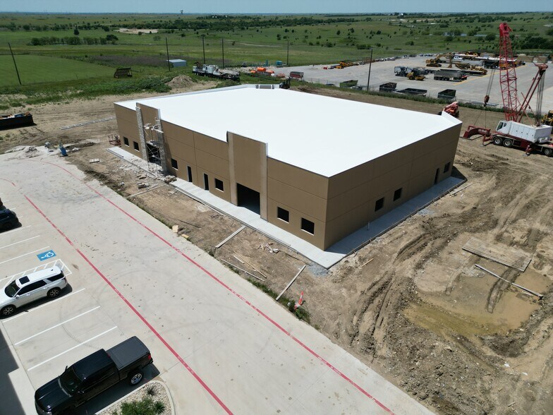 1350 Ranchers Legacy Trl, Fort Worth, TX à louer - Photo du bâtiment - Image 3 de 5