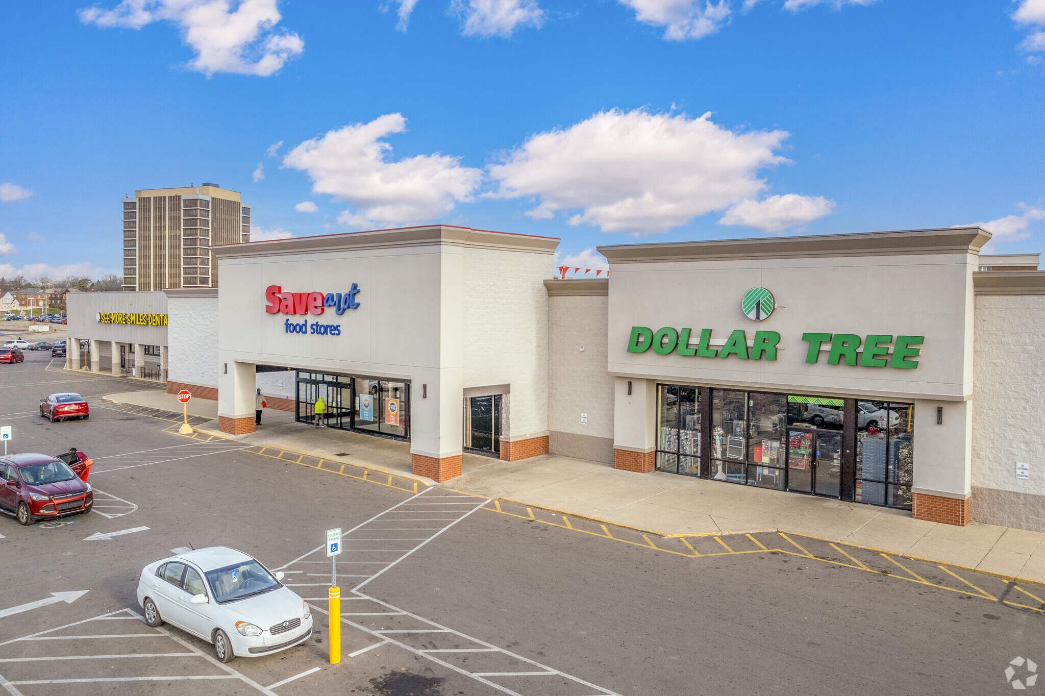 1824-1862 Seymour Ave, Cincinnati, OH for lease Primary Photo- Image 1 of 6