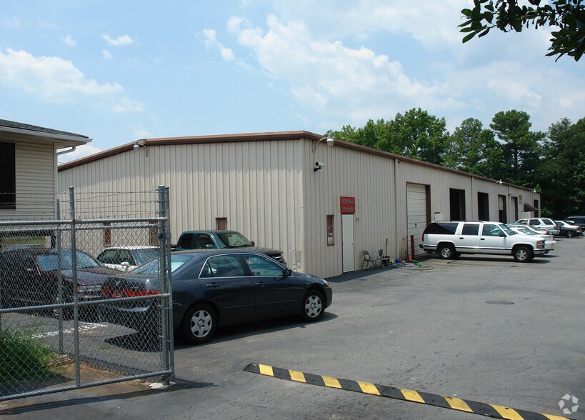 3540 Lawrenceville Hwy, Tucker, GA à vendre - Photo principale - Image 3 de 3