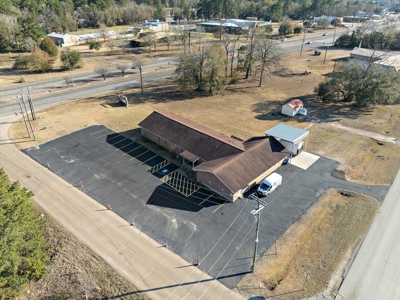 100 E Borden St, Diboll, TX for sale - Building Photo - Image 2 of 22