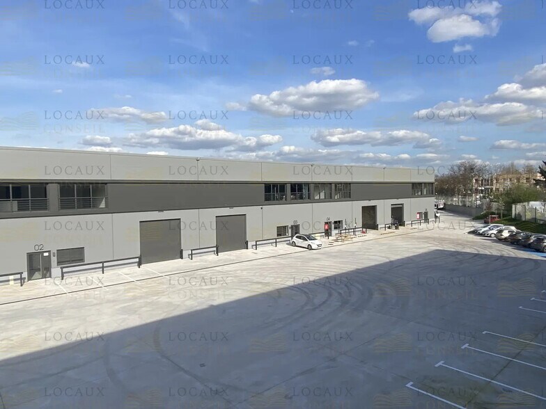 Flex dans Les Pavillons-sous-Bois à louer - Photo du bâtiment - Image 1 de 14