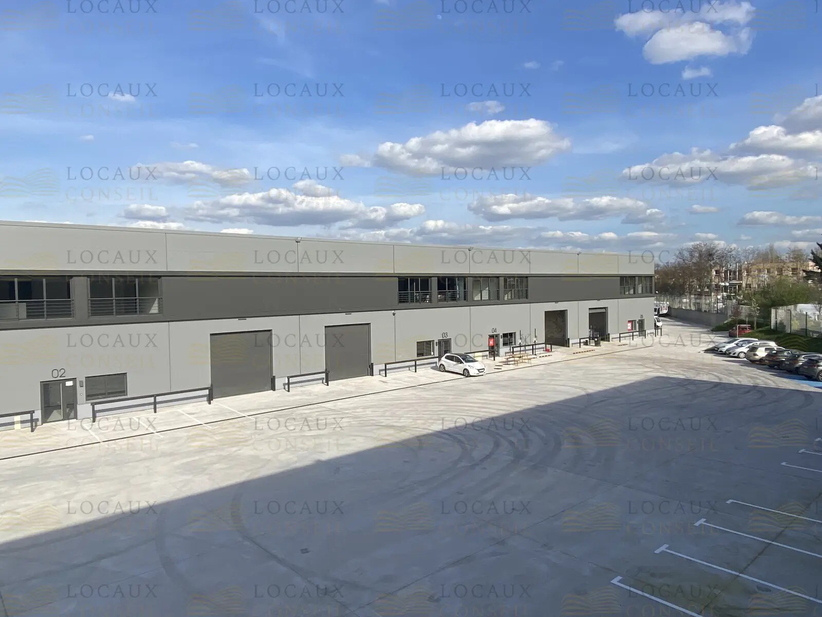 Flex dans Les Pavillons-sous-Bois à louer Photo du bâtiment- Image 1 de 15