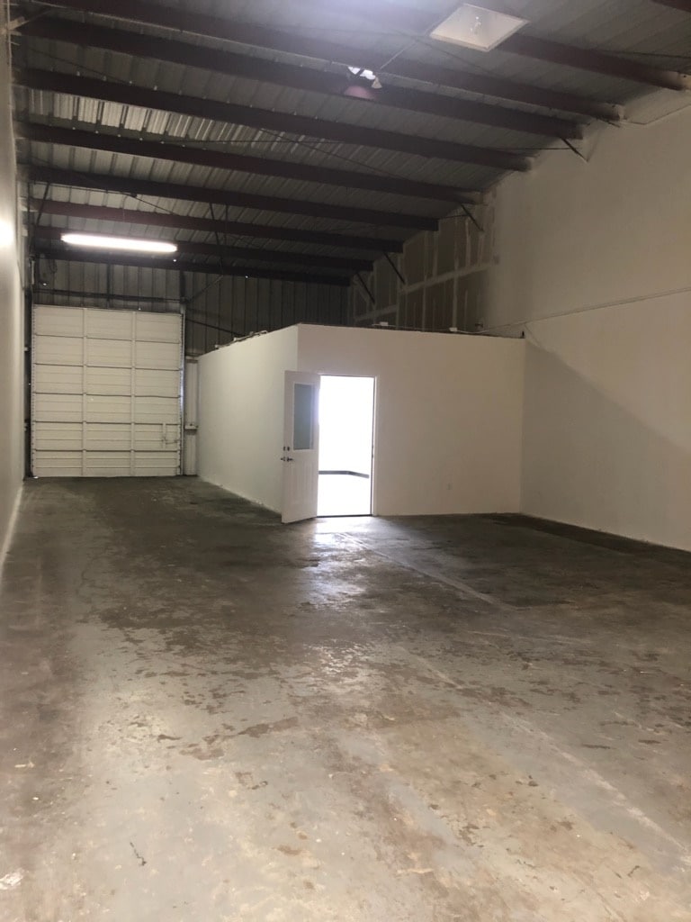 2600 Center St, Deer Park, TX for lease Building Photo- Image 1 of 4